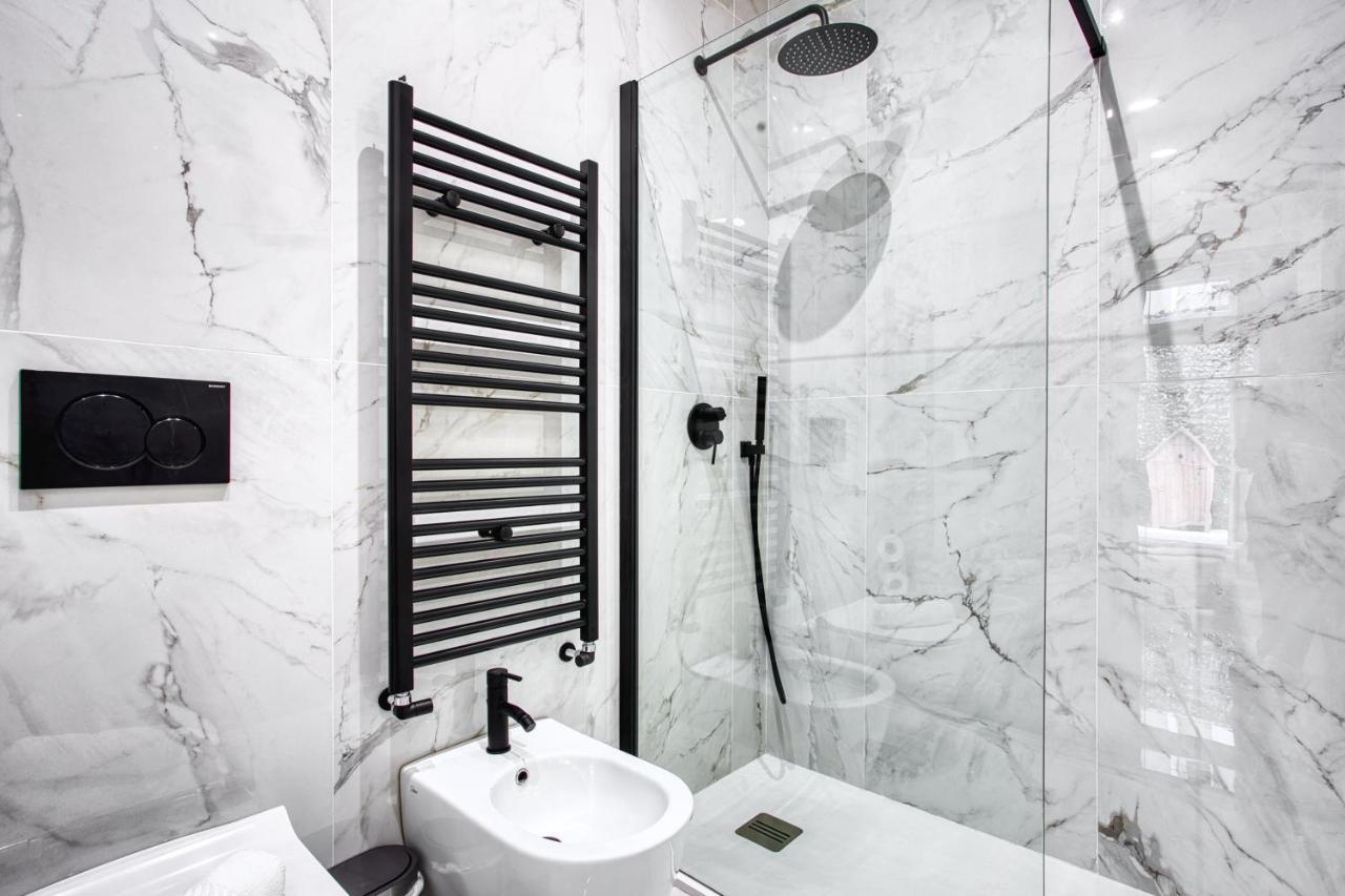 Joivy Stunning Flat With Balcony Appartamento